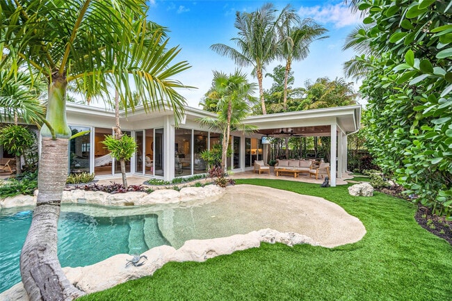 Photo - 1606 NE 18th Ave