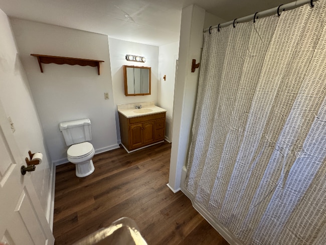 Photo - 93 Prospect Ave Unidad B 2nd Floor