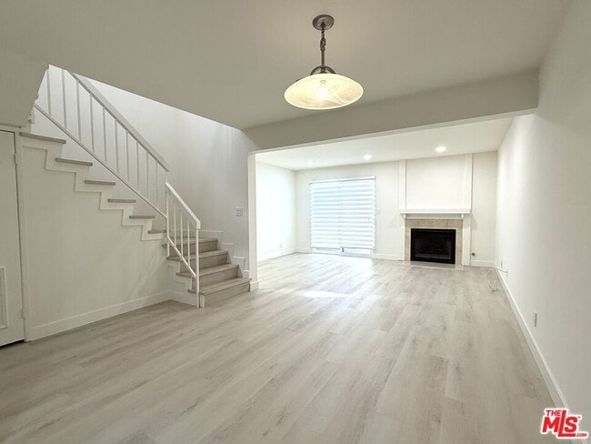 Photo - 3130 Montrose Ave