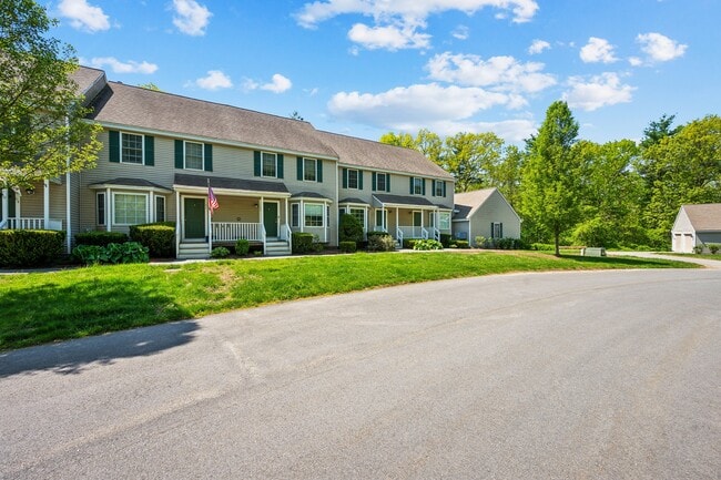Building Photo - Birchwood Hills Rental
