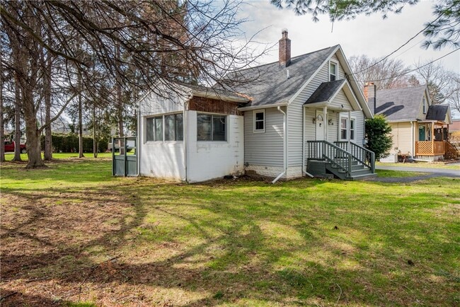 Photo - 133 River Meadow Dr