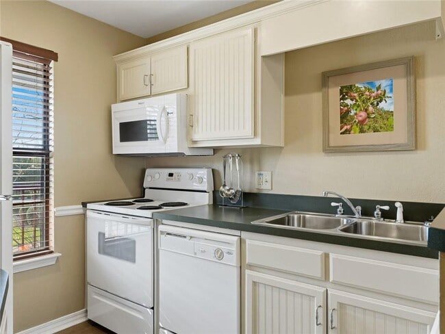 Photo - 150 Apple Seed Ct Unit 75