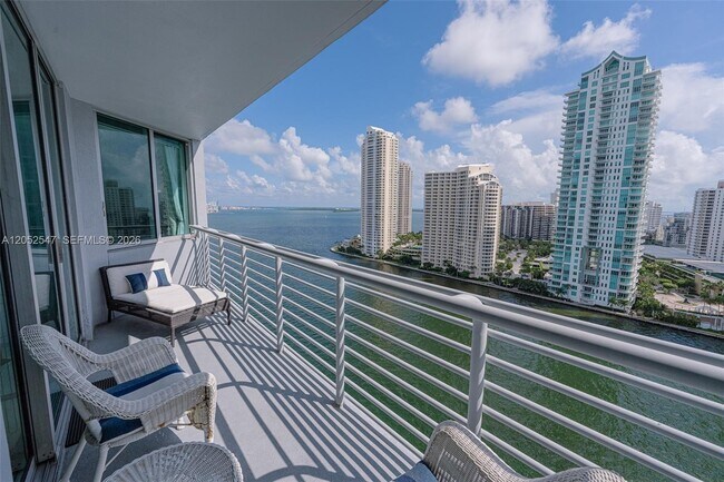 Photo - 325 S Biscayne Blvd Unidad 2119