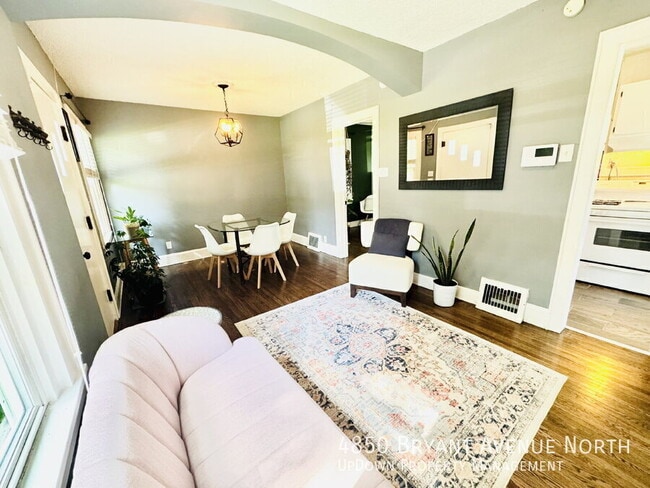 Photo - 4850 N Bryant Ave