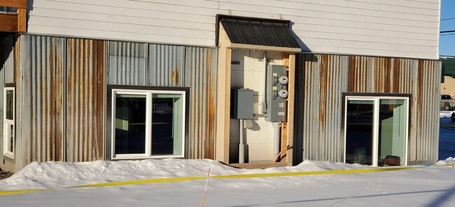 Photo - 100 S Meridian Rd Unit B (#196)