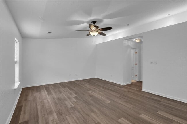 Photo - 1315 Teton Cir