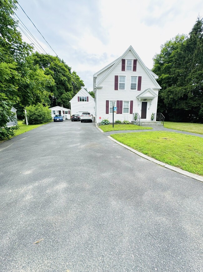 Photo - 331 King Philip St Unit 2