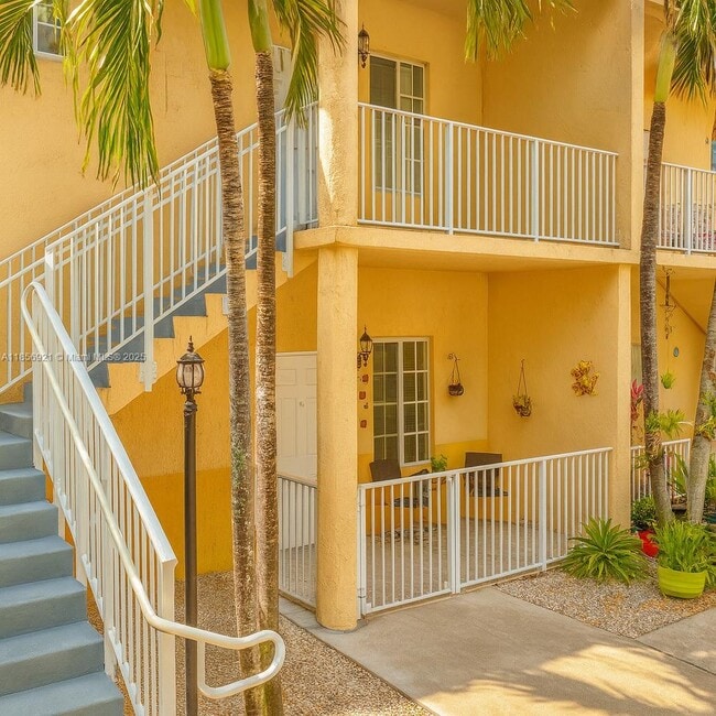 Photo - 6972 NW 179th St Unit 209-4