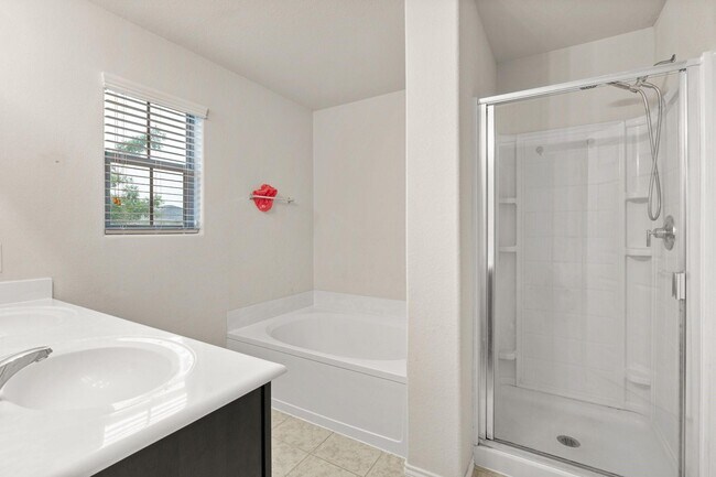 Photo - 8102 Yaupon View Dr