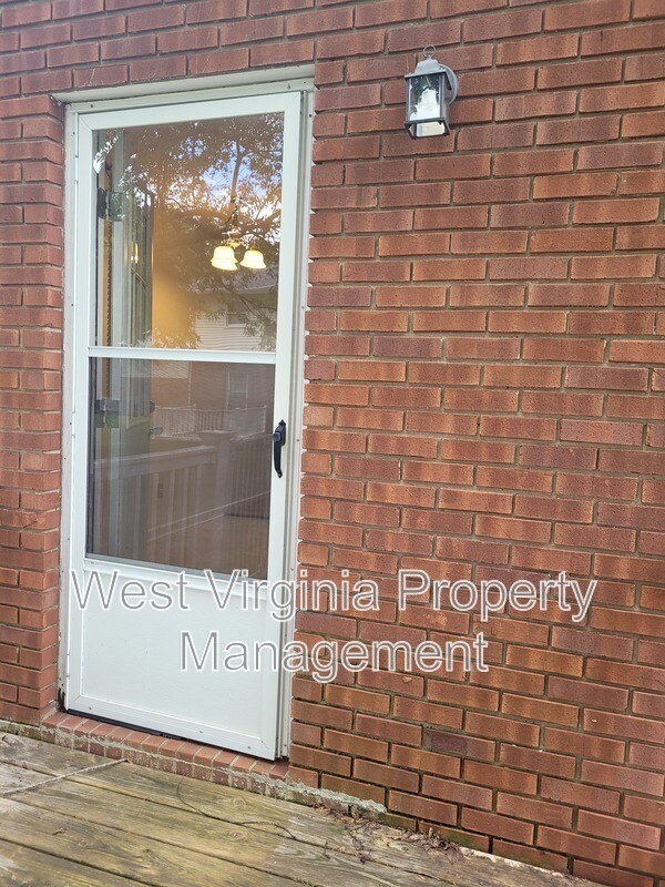 Photo - 156 Cardinal Wy