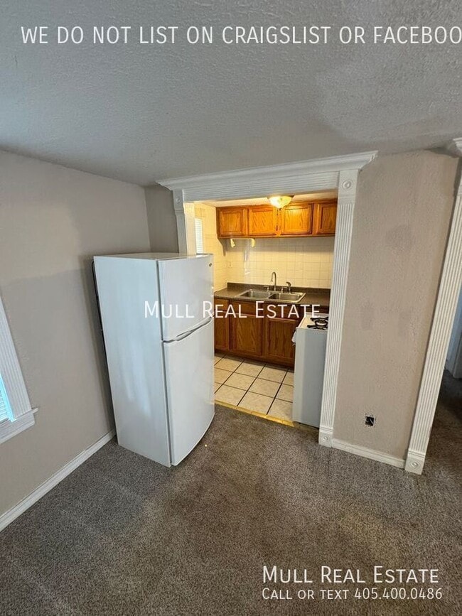 Photo - 6908 1/2 NW 42nd Street-Upstairs Unit Upstairs