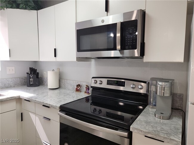 Photo - 5045 Spencer St Townhome