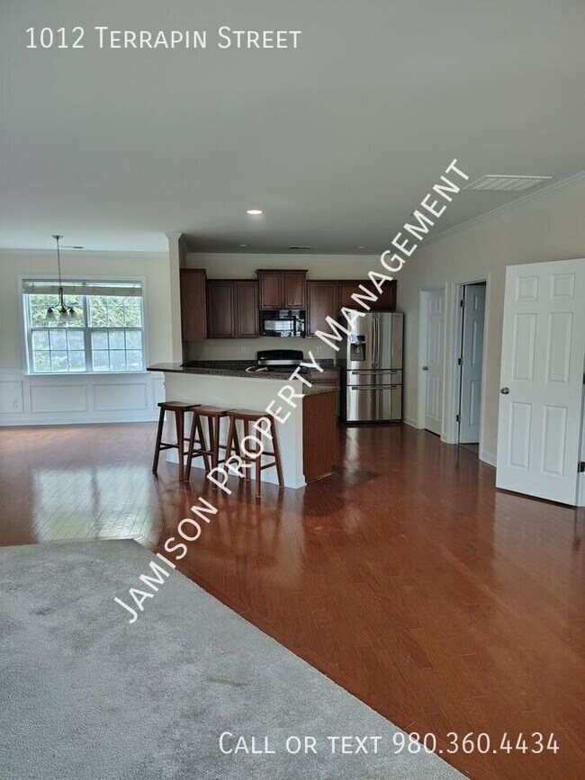 Photo - 1012 Terrapin St