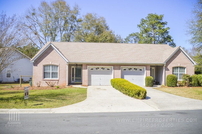 Building Photo - Spacious Brick Townhome in Killearn Estates