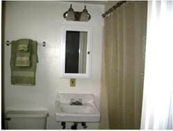 Baño - Blue Agave Apartments