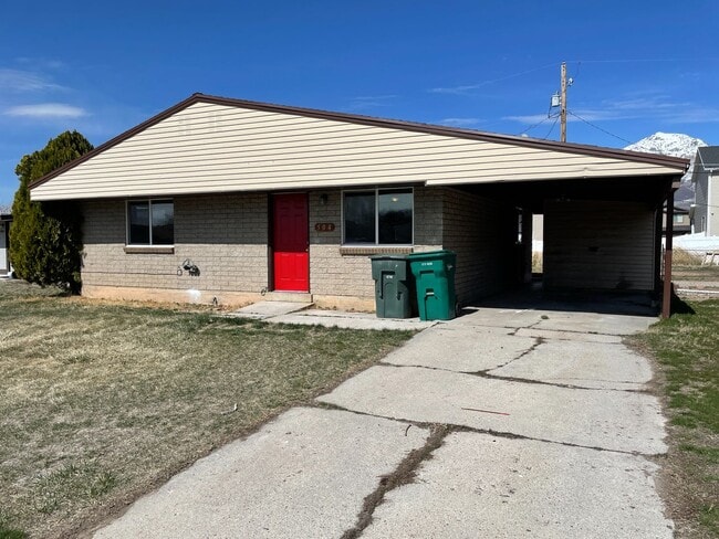 Building Photo - 3 Bedroom 1 Bathroom in Ogden Rental