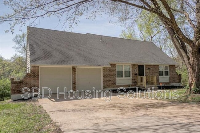 Building Photo - 9710 Hillcrest Rd Rental
