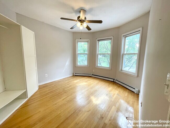 Photo - 7 Iroquois St Unit 2