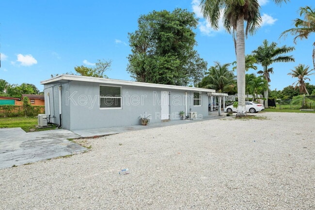 10990 NW 18th Ave Unit 2
