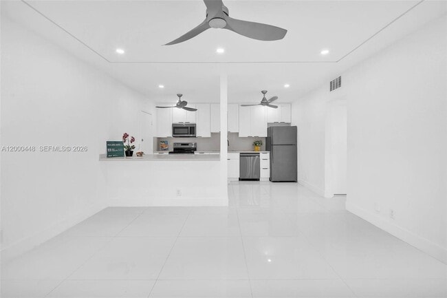 Photo - 770 SE 2nd Ave Unit B216