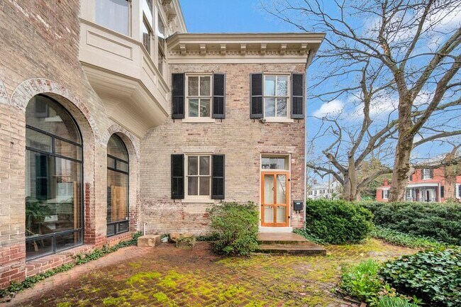 Photo - 1201 Princess Anne St