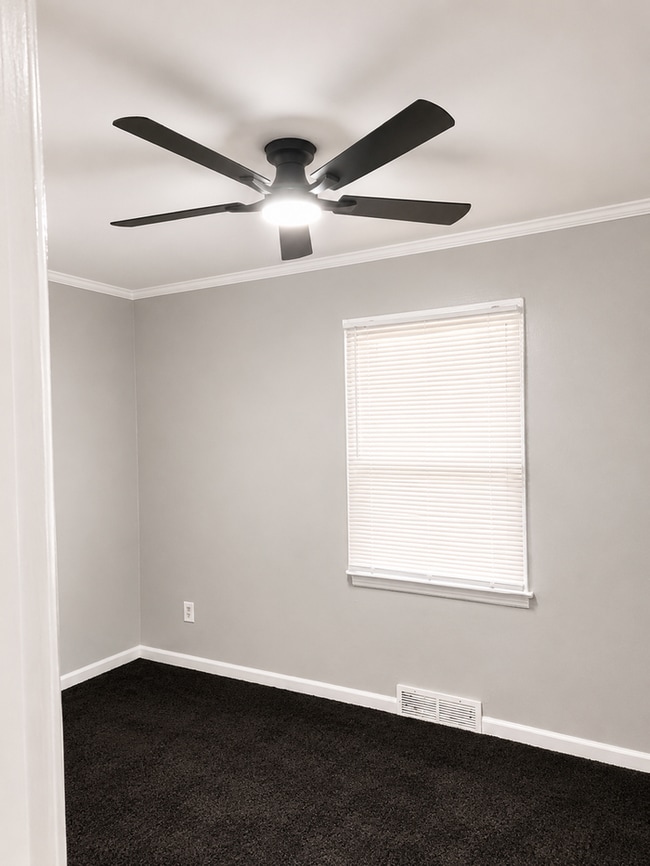 Photo - Cute 3 bedroom bungalow