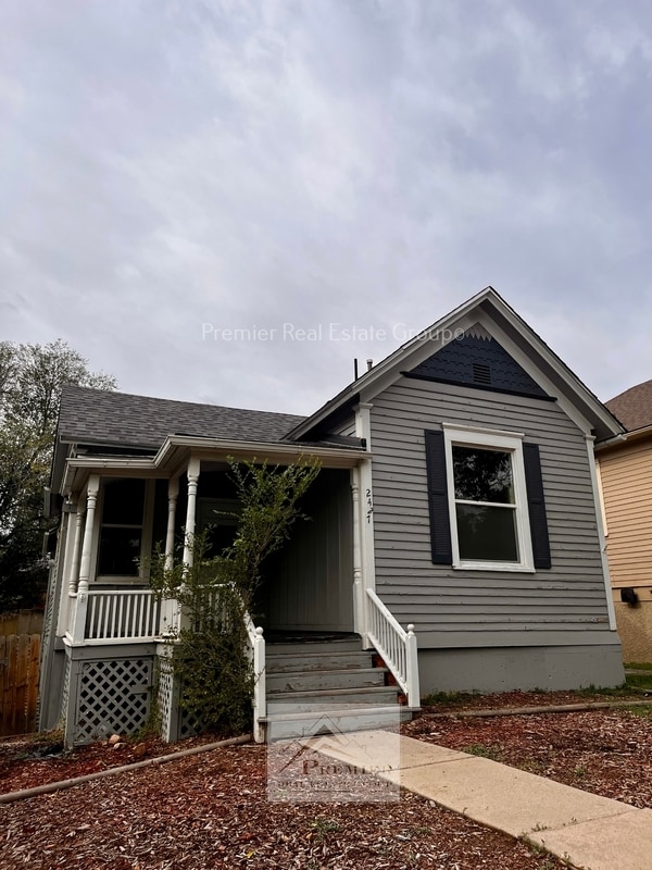Building Photo - 3306 1/2 W Platte Ave Rental