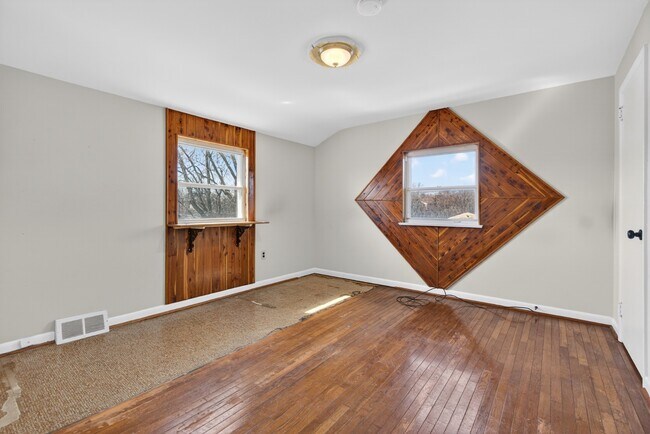 Photo - 608 Hershey Ave