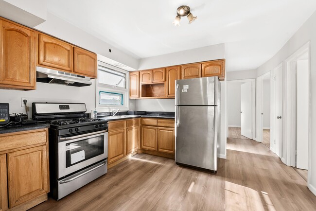 Photo - 81 VAN WAGENEN Ave Unit 2