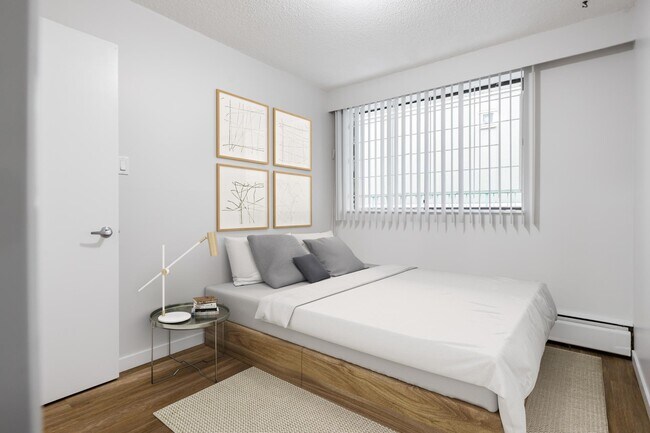 Photo - Royale Unit 00104