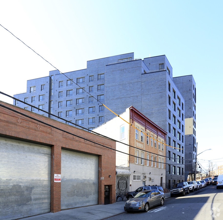 Photo - MLK Plaza Apartments