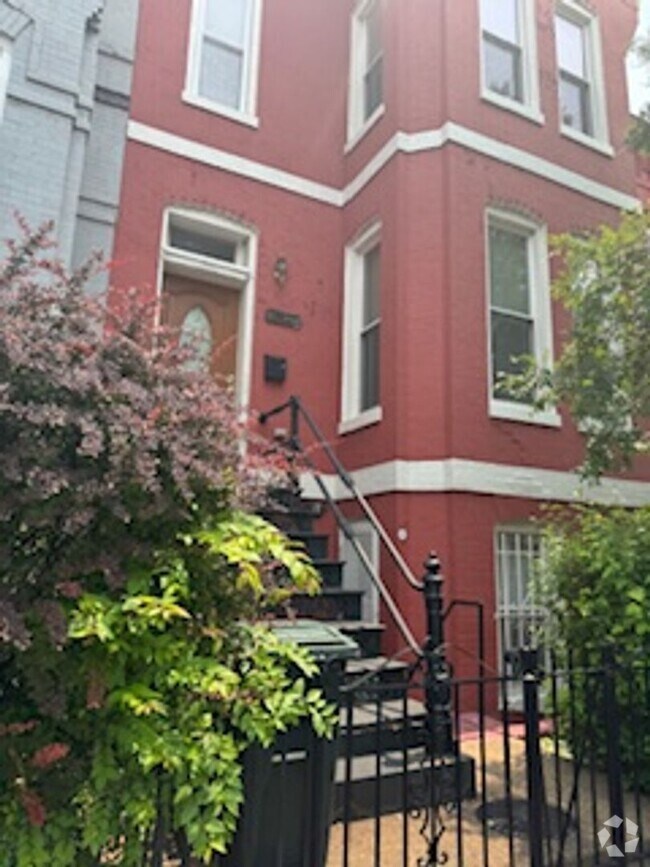 Building Photo - 1403 6th St NW Unit 1&2 Rental
