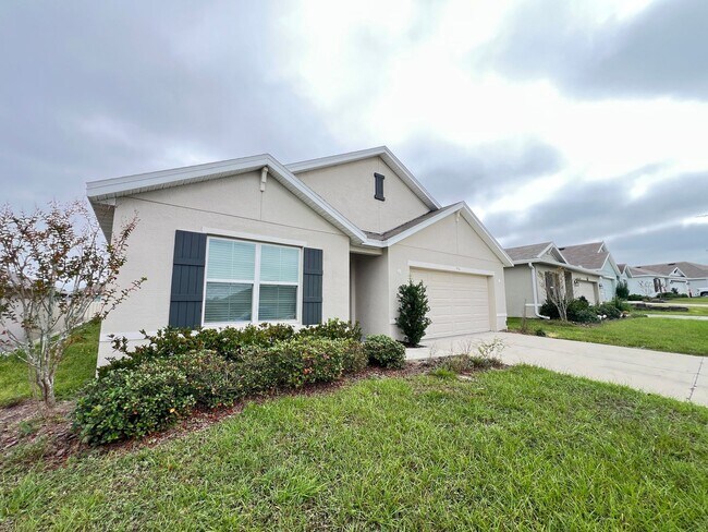 Photo - 4 Bedroom, 2 Bathroom Home in the Highly D...