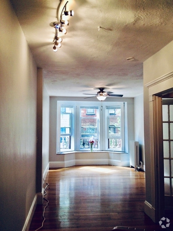 Building Photo - 8 Garrison St Unit 203 Rental