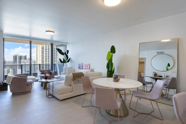 Photo - 1000 Brickell Plaza Unit 2411