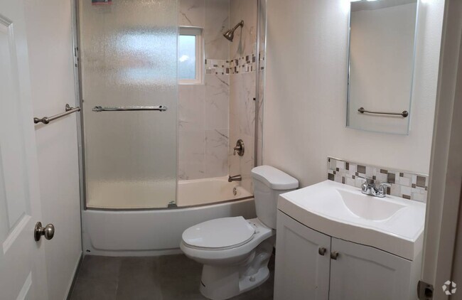 Building Photo - 1158 98th Ave Unit 1158 98th Rental