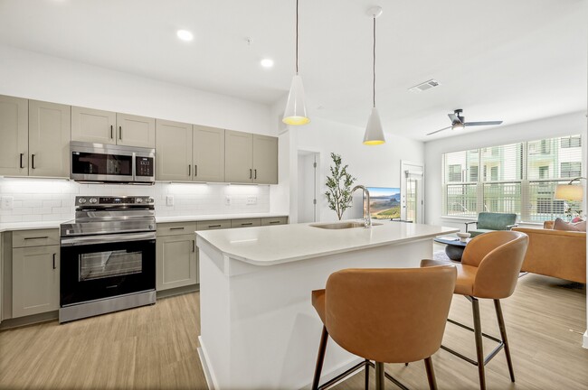 Photo - Bluff View at Frederick Creek