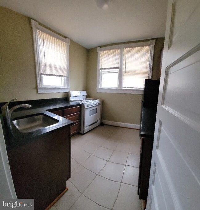 Photo - 1107 Prince Edward St