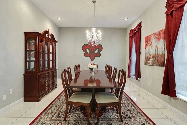 Photo - 3820 Evangeline Ave