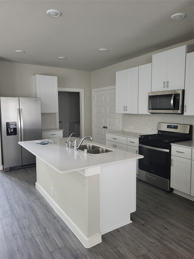 Photo - 5611 Madden Ln