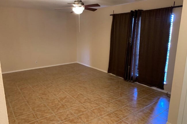 Photo - 3127 Andy Ln