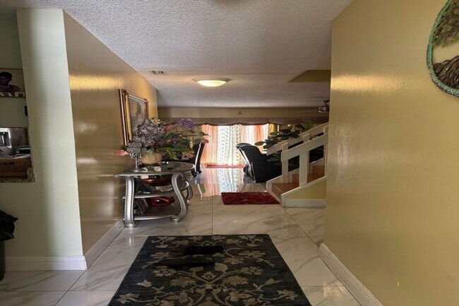 Photo - 8230 9th Ct