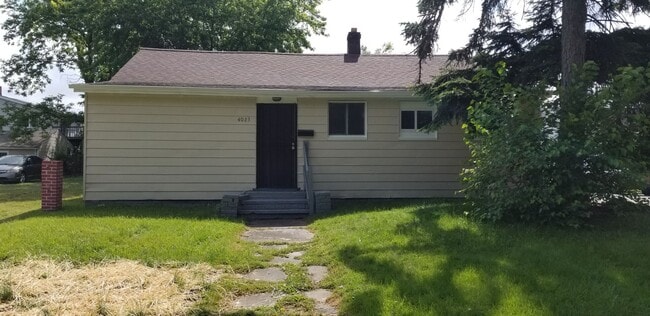 Photo - Old Brooklyn - 4 Bedroom Single Family Home