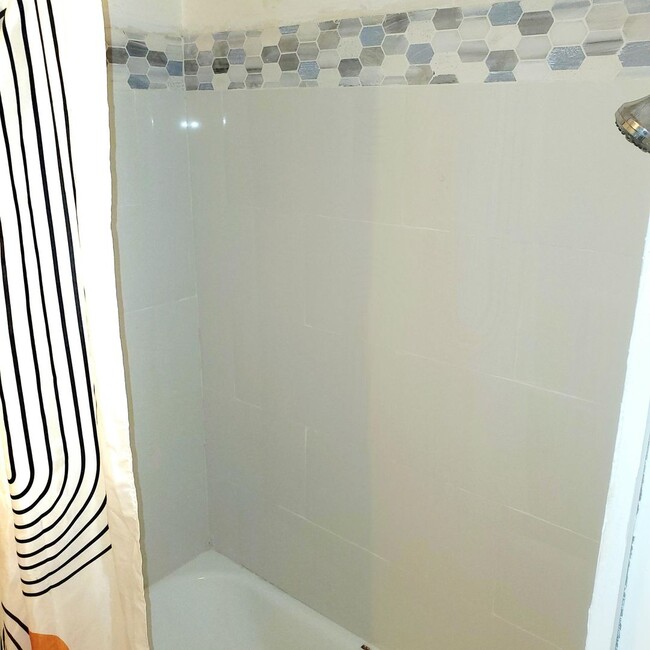 Photo - 5504 W Thompson St Unit A
