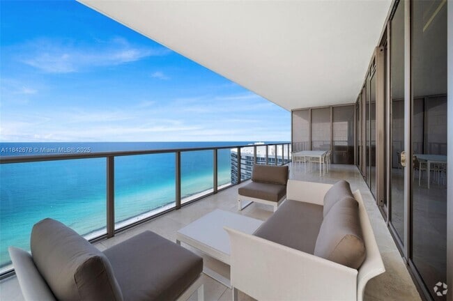 Building Photo - 9701 Collins Ave Unit 2404S Rental
