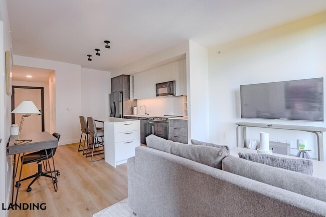Photo - 632 Howard Rd SE Unidad 931