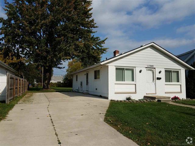 Building Photo - 3 Bedroom Ranch with Updated Kitchen, Appl... Rental