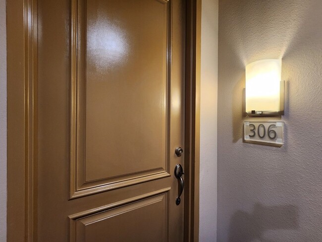 Photo - Luxury 1 bedroom condo unit on the 3rd Floor just off the "South LV Strip"