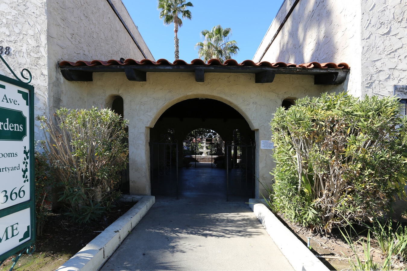 Photo - Magnolia Gardens