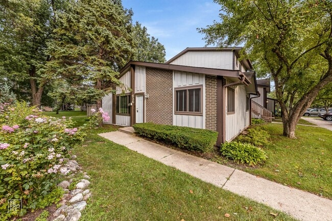 Roselle Two Bed Ranch - Roselle Two Bed Ranch House